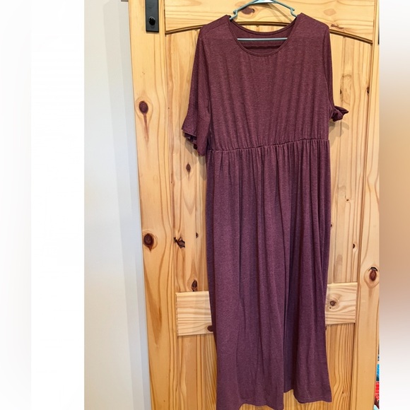 SHEIN Dresses & Skirts - Shein Curve Maxi Dress